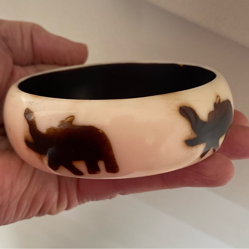 Elephant Motif Bangle Bracelet - Picture 3 of 7
